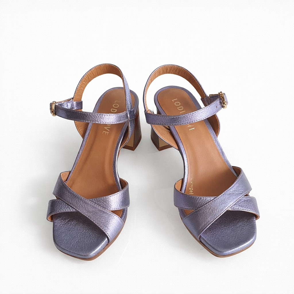 Sandalia ,tacón madera. - Imagen 4