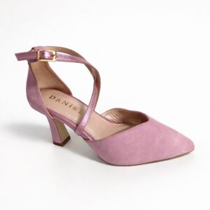 Salón ante rosa . Colección Primavera/Verano 2026.