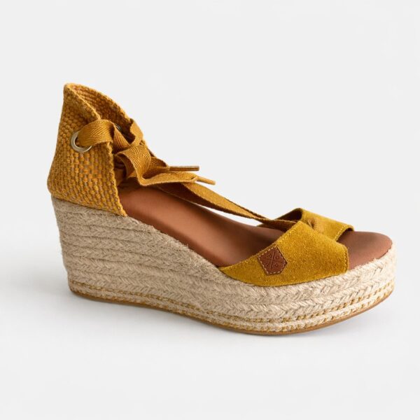 Cuña yute, mostaza.