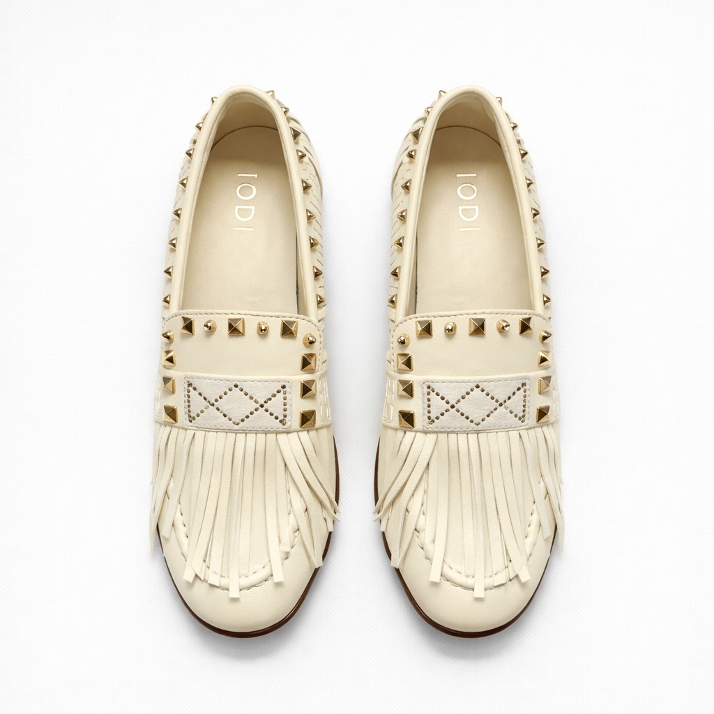 NUEVA COLECCIÓN. (zapato de muestra) Mocasín flecos blanco roto - Imagen 4