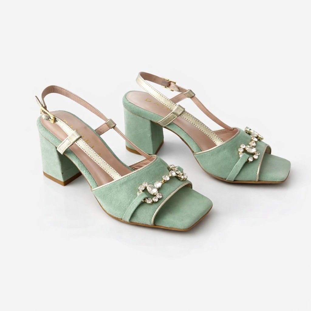 Nueva colección. Sandalia verde - Imagen 2