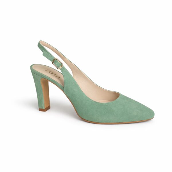 NUEVA COLECCIÓN. (zapato de muestra) Salón ante verde destalonado.