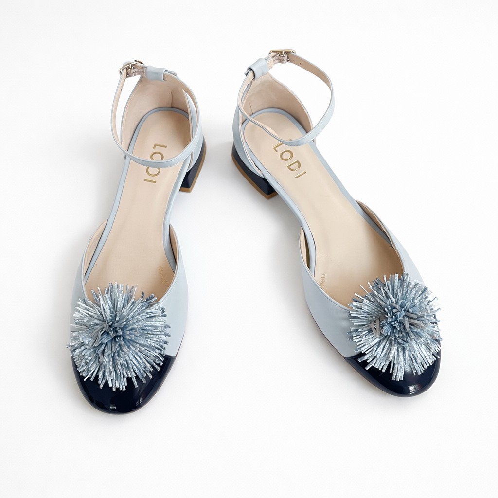 NUEVA COLECCIÓN. ( zapato de muestra) zapato azul cielo y marino - Imagen 3