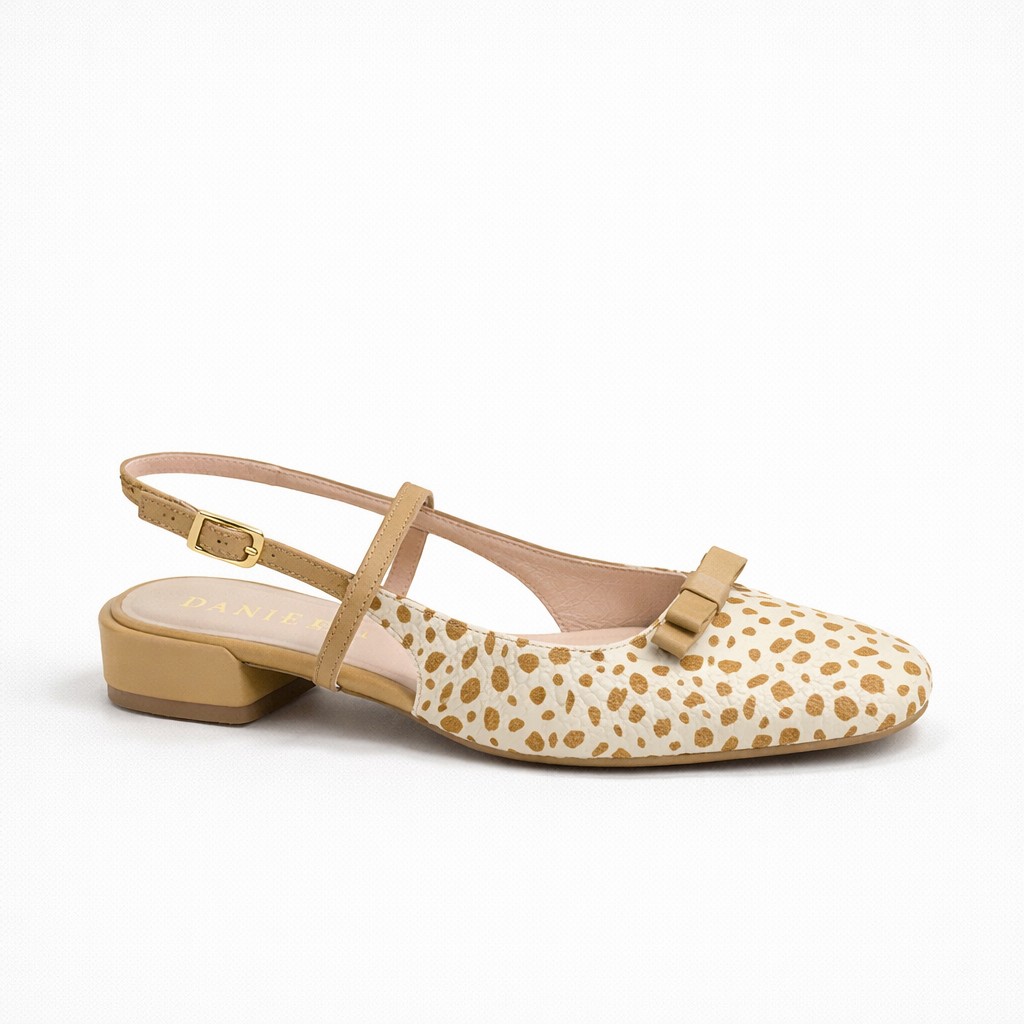 Nueva colección. Zapato destalonado print beige