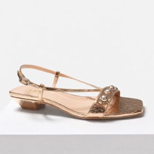 NUEVA COLECCIÓN. (zapato de muestra) Sandalia oro