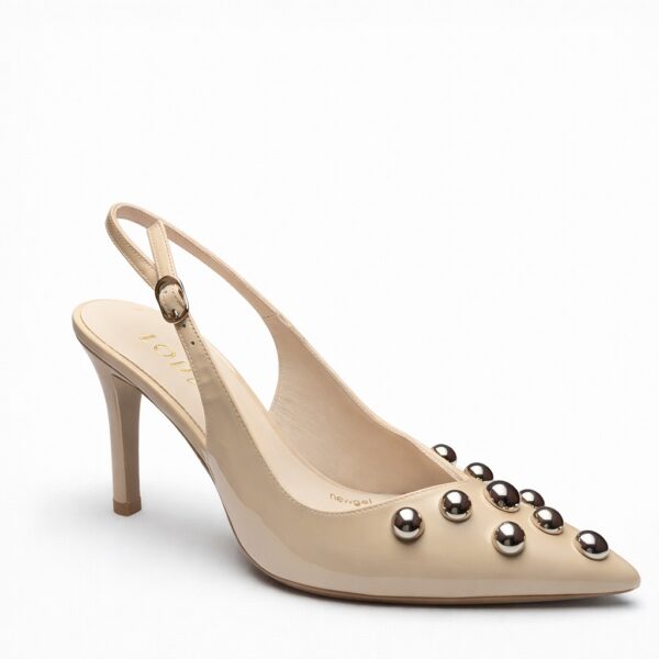 NUEVA COLECCIÓN (zapato de muestra) Salón charol nude destalonado
