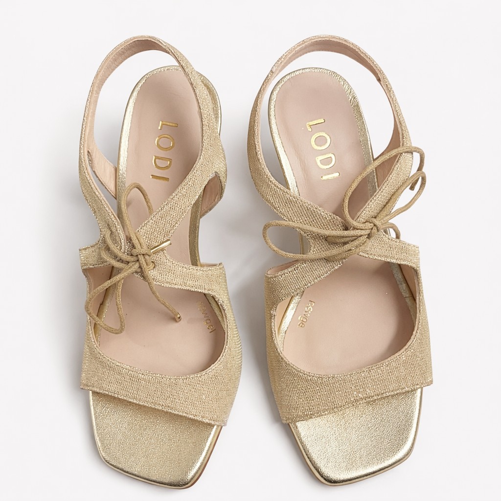 NUEVA COLECCIÓN. (zapato de muestra) Sandalia fiesta oro - Imagen 4
