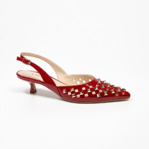 NUEVA COLECCIÓN. (zapato de muestra) Zapato charol rojo tachas