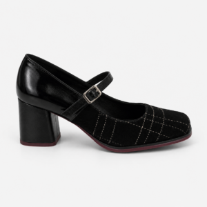 Zapato negro estilo Merceditas. LODI