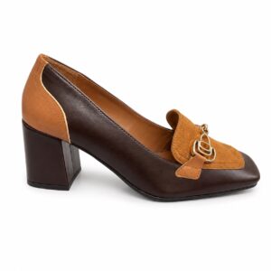 Salón choco y camel. DANIELA SHOES