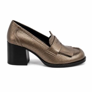 Mocasín metalizado flecos. VIGUERA