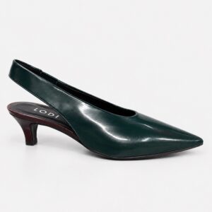 NUEVA COLECCIÓN. Salón destalonado charol verde oscuro. (zapato de muestra)