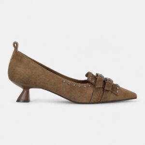 NUEVA COLECCIÓN. Zapato salón ante, hebillas. (zapato de muestra)