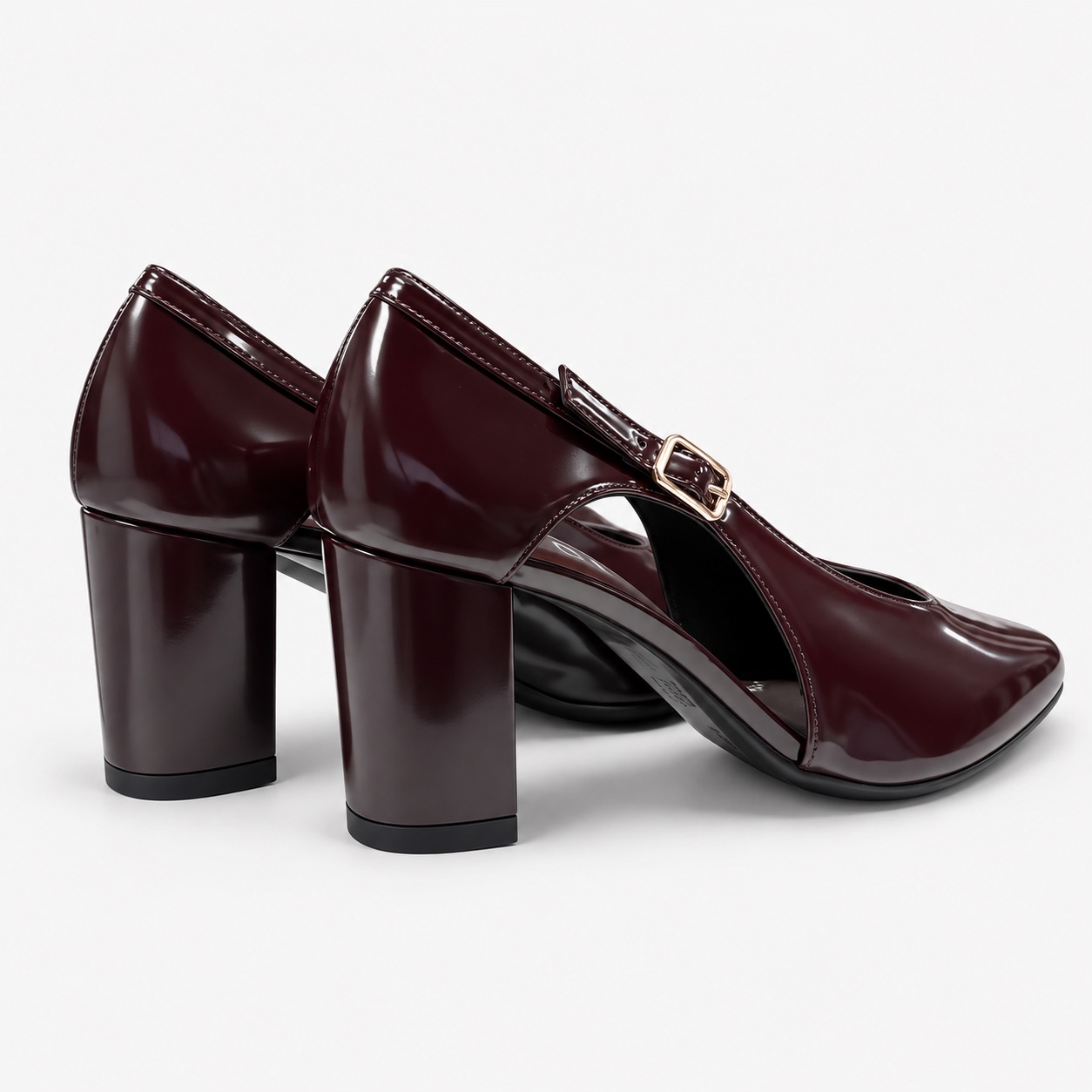 NUEVA COLECCIÓN. Salón charol burdeos hebilla. (zapato de muestra) - Imagen 3